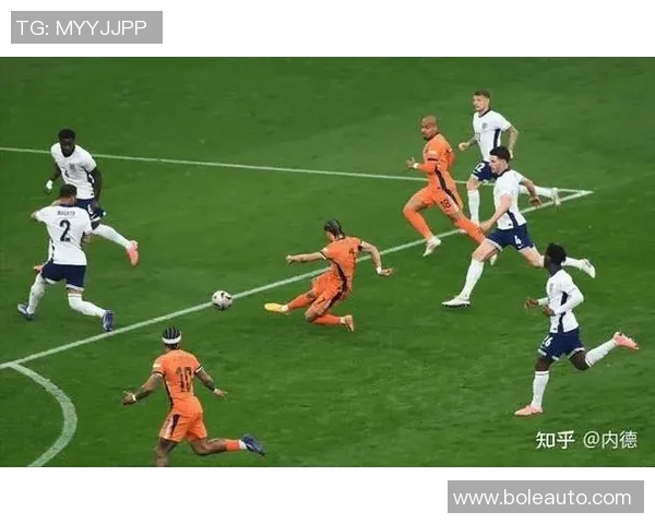 足球明星内德的精彩瞬间与职业生涯回顾图片集锦