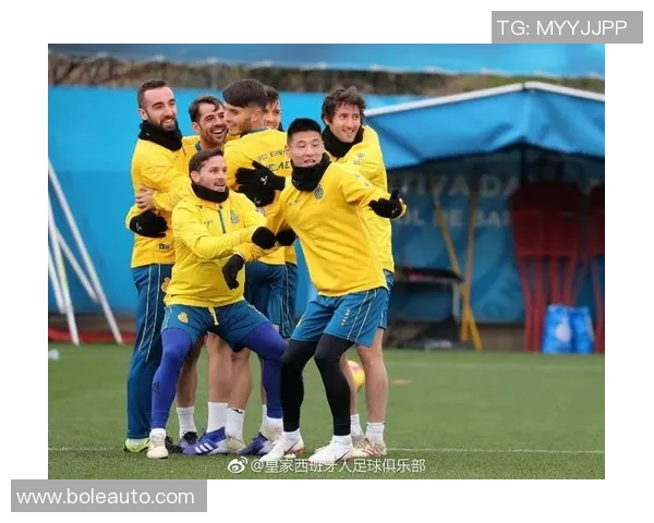 足球明星肌肉男的训练秘诀与饮食计划揭秘让你也能拥有完美身材