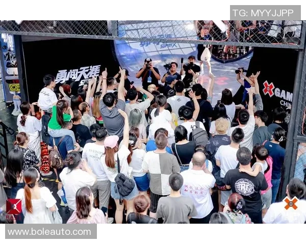 滑板深度：解密上海滑板队的包夹